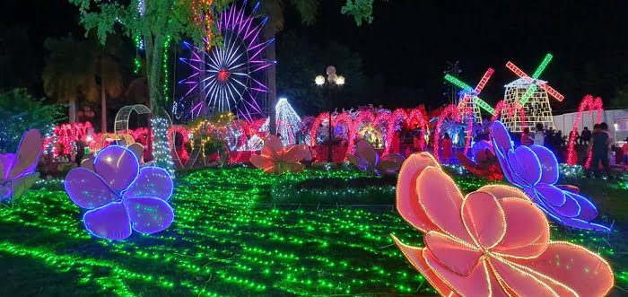 Hình ảnh đêm hội ánh sáng tại Vũng Tàu chào đón Noel 2019